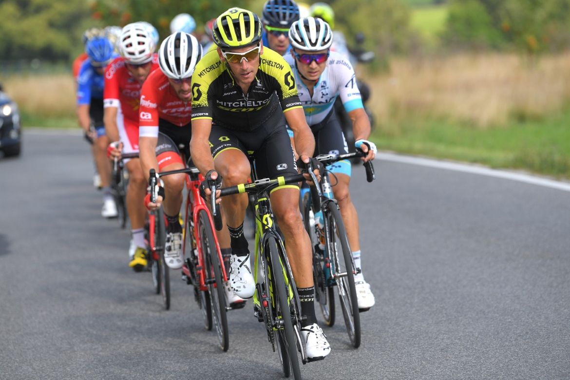 Carlos Verona leads the breakaway