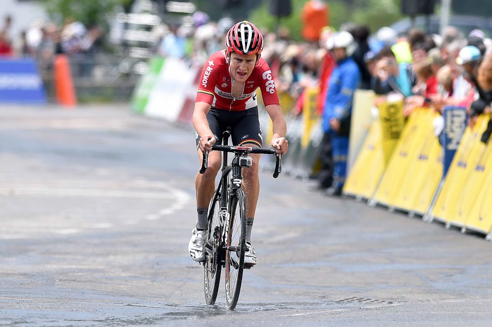 Tony Gallopin finishes stage 6.