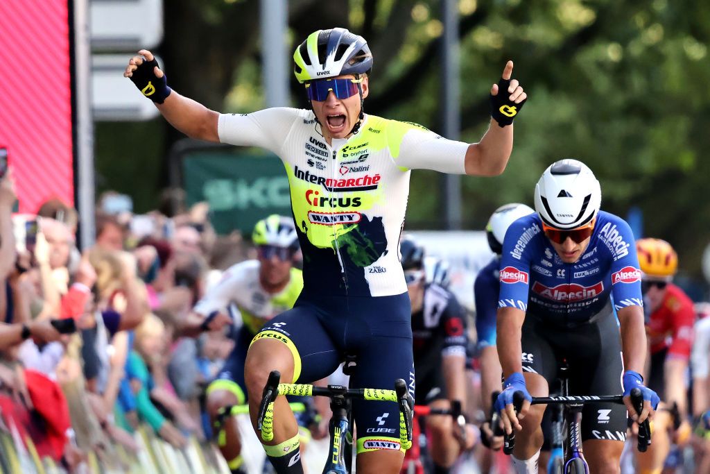 Madis Mihkels celebrates his sprint victory on stage 3 of the Deutschland Tour in 2023