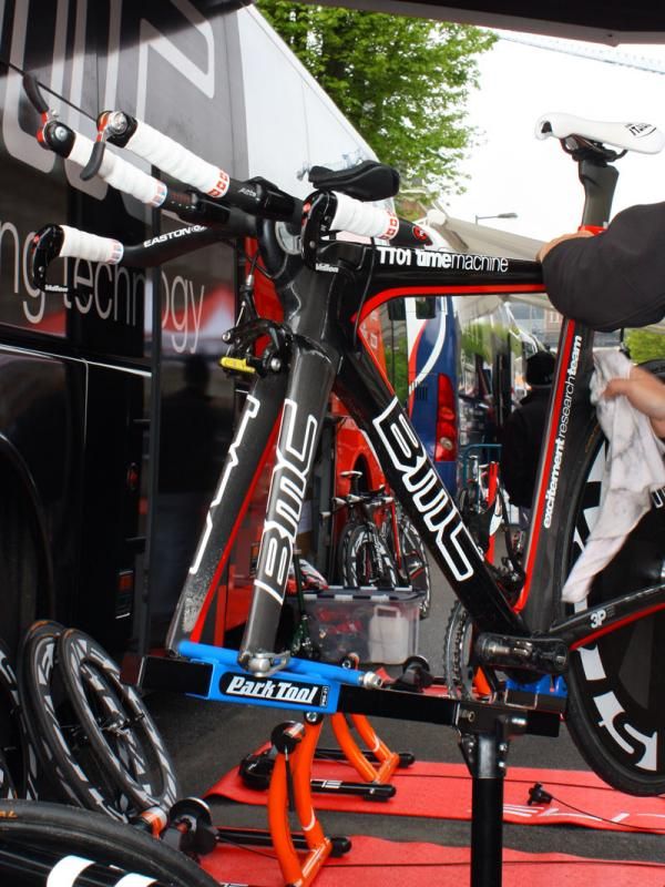 BMC's Time Machine TT01 normally looks like this up front.