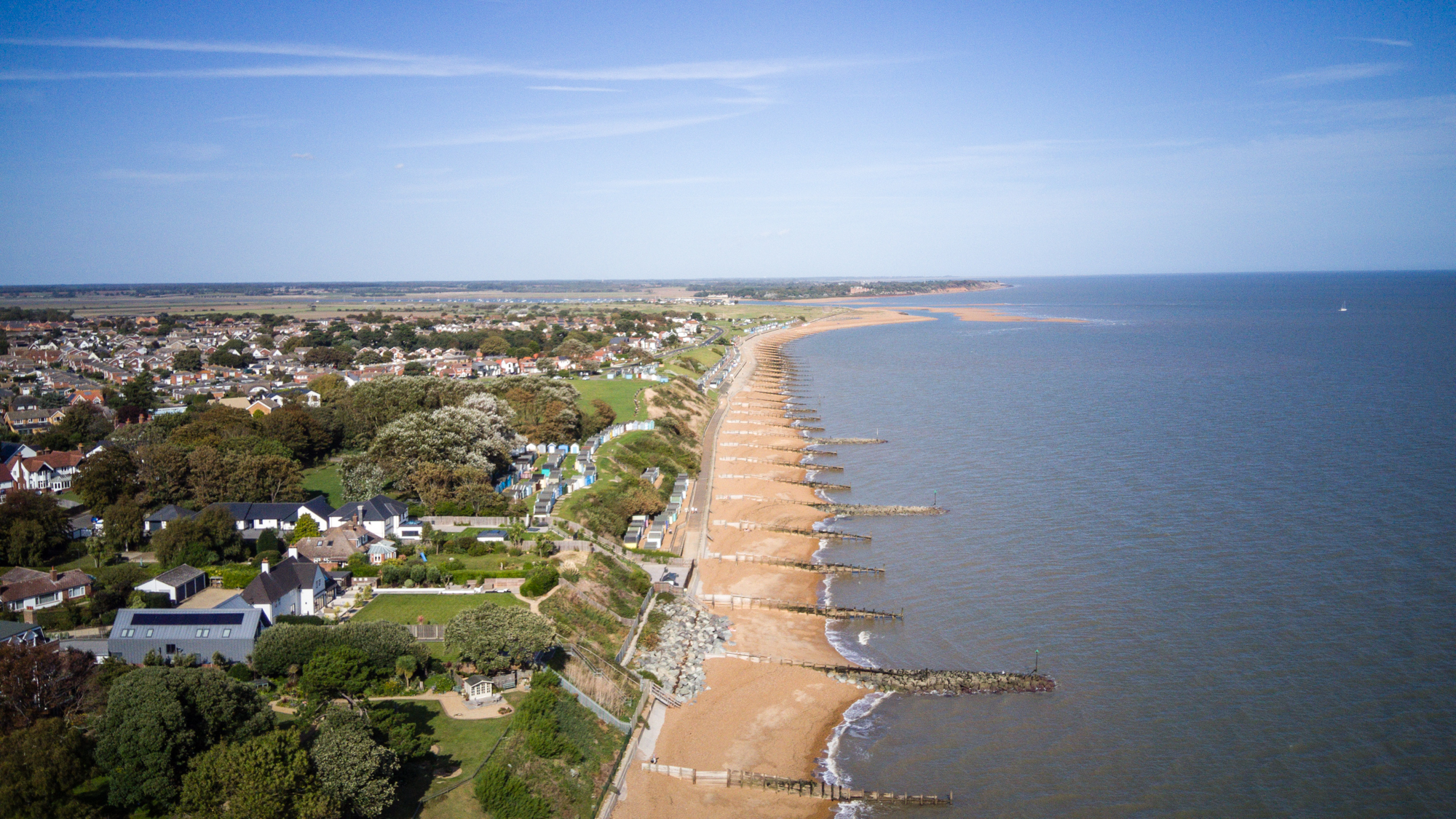 Photo of the coast taken with the Potensic Atom drone