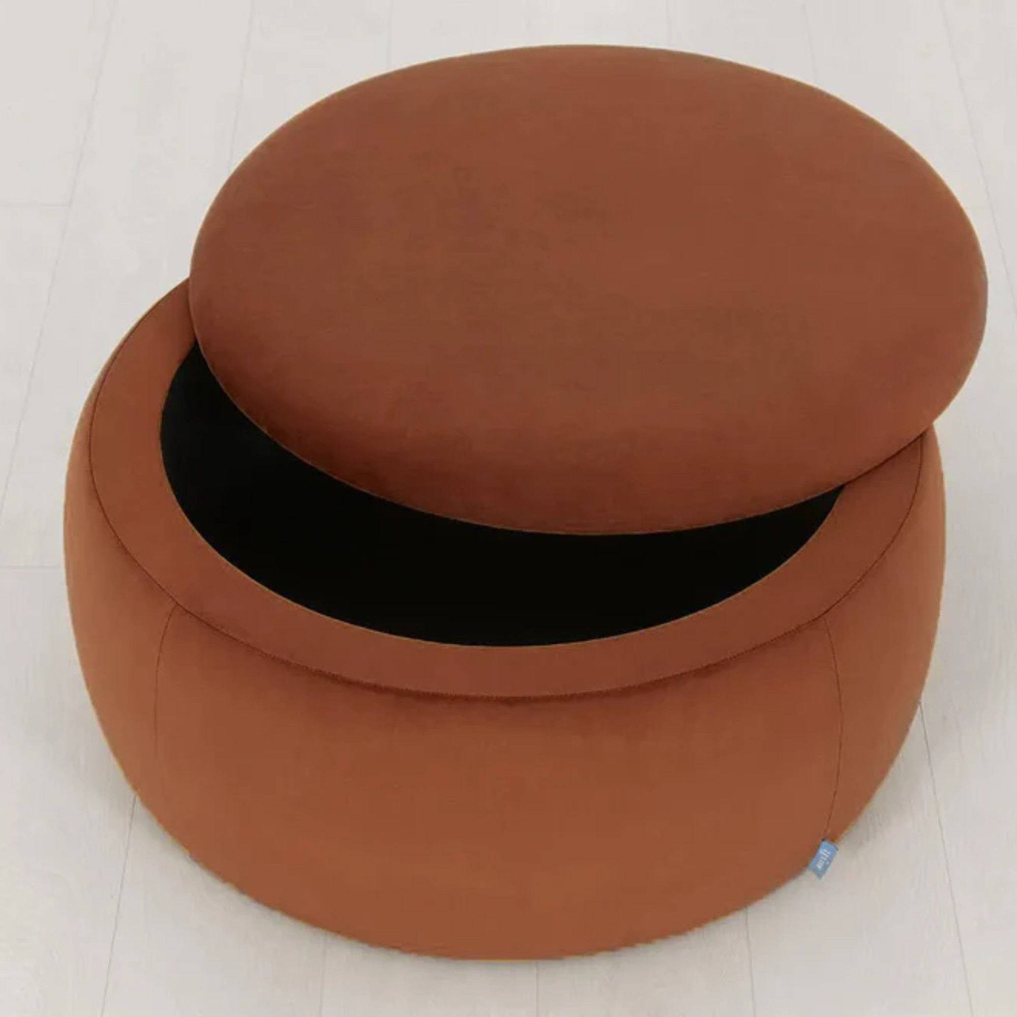 Swyft Storage 01 ottoman