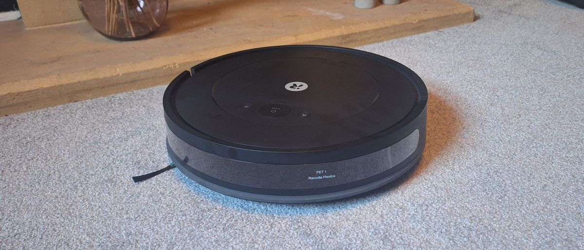 iRobot Roomba Combo Essential in reviewer&#039;s home