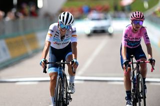 SAN LORENZO DORSINO ITALY JULY 09 LR Elisa Longo Borghini of Italy and Team Trek Segafredo and Annemiek Van Vleuten of Netherlands and Movistar Team Pink Leader Jersey cross the finish line during the 33rd Giro dItalia Donne 2022 Stage 9 a 1128km stage from San Michele AllAdige to San Lorenzo Dorsino 727m GiroDonne UCIWWT on July 09 2022 in San Lorenzo Dorsino Italy Photo by Dario BelingheriGetty Images