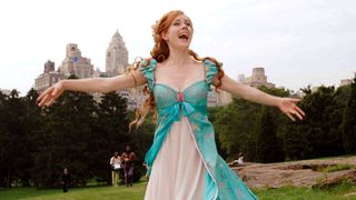 Amy Adams as Giselle, in royal garb in Central Park, NYC, in Enchanted