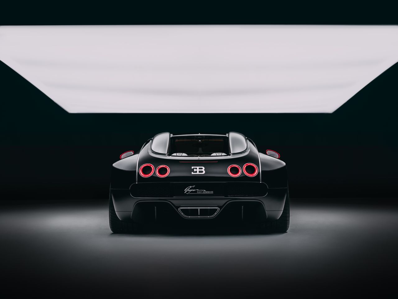 The Bugatti FKP Hommage, looking fabulous. Like a Veyron, but nicer
