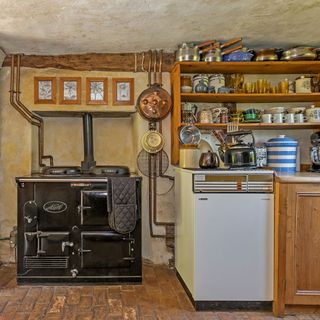 kitchen room with kitchen shelves