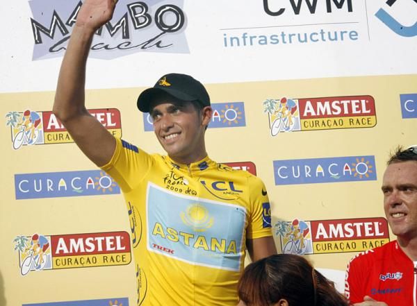 Alberto Contador (Astana) celebrates his Amstel Cura&ccedil;ao Race victory.