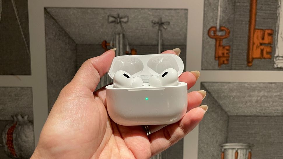 Bose Quietcomfort Ultra Earbuds Vs Apple Airpods Pro What Are The Differences What Hi Fi