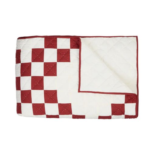 Crimson Crossings Quilt