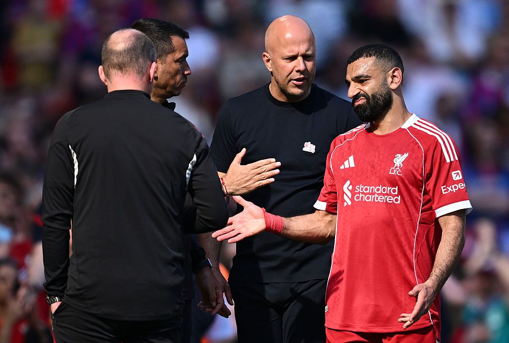Arne Slot gives cryptic response as to whether Mohamed Salah will play final Anfield game