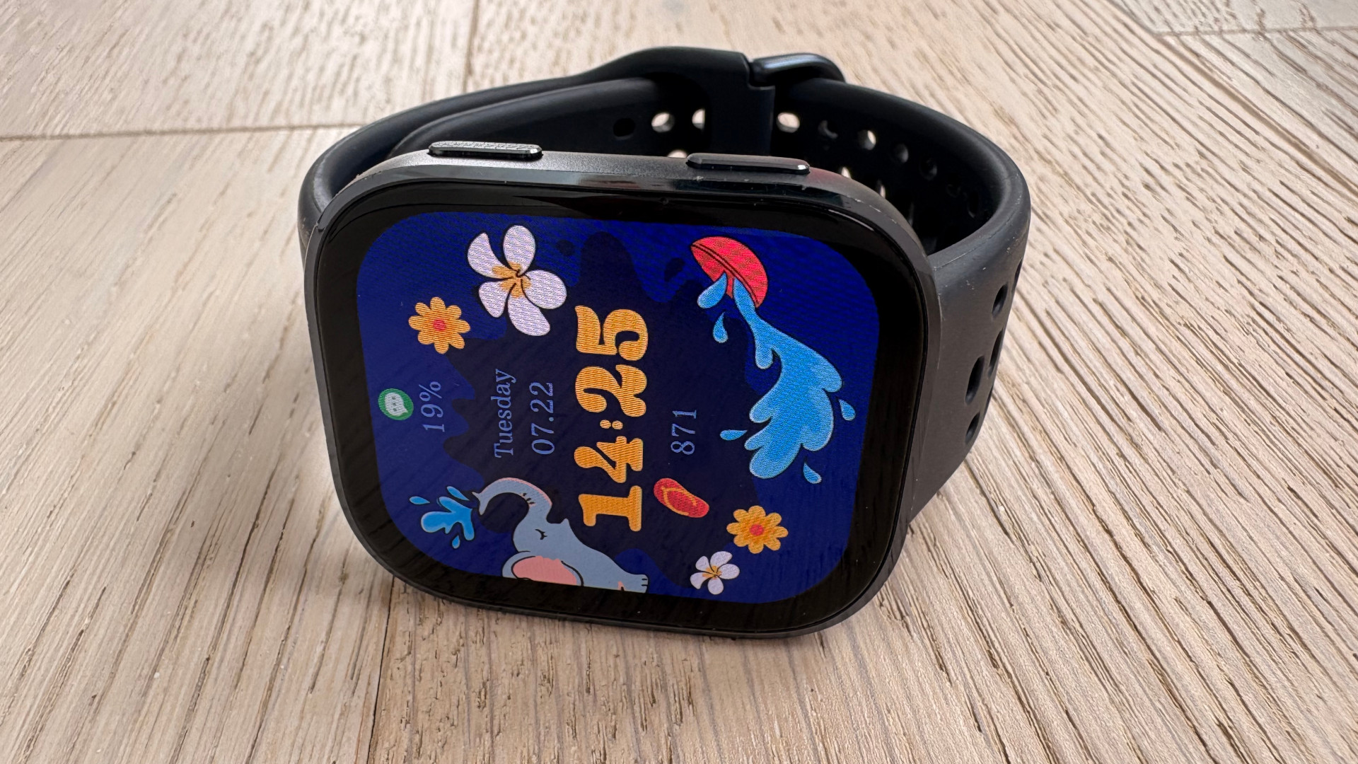 Amazfit Bip 6 smartwatch