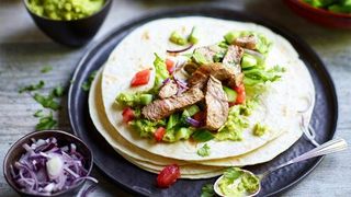 easy-lamb-steak-recipes-lamb-wraps-with-guacamole