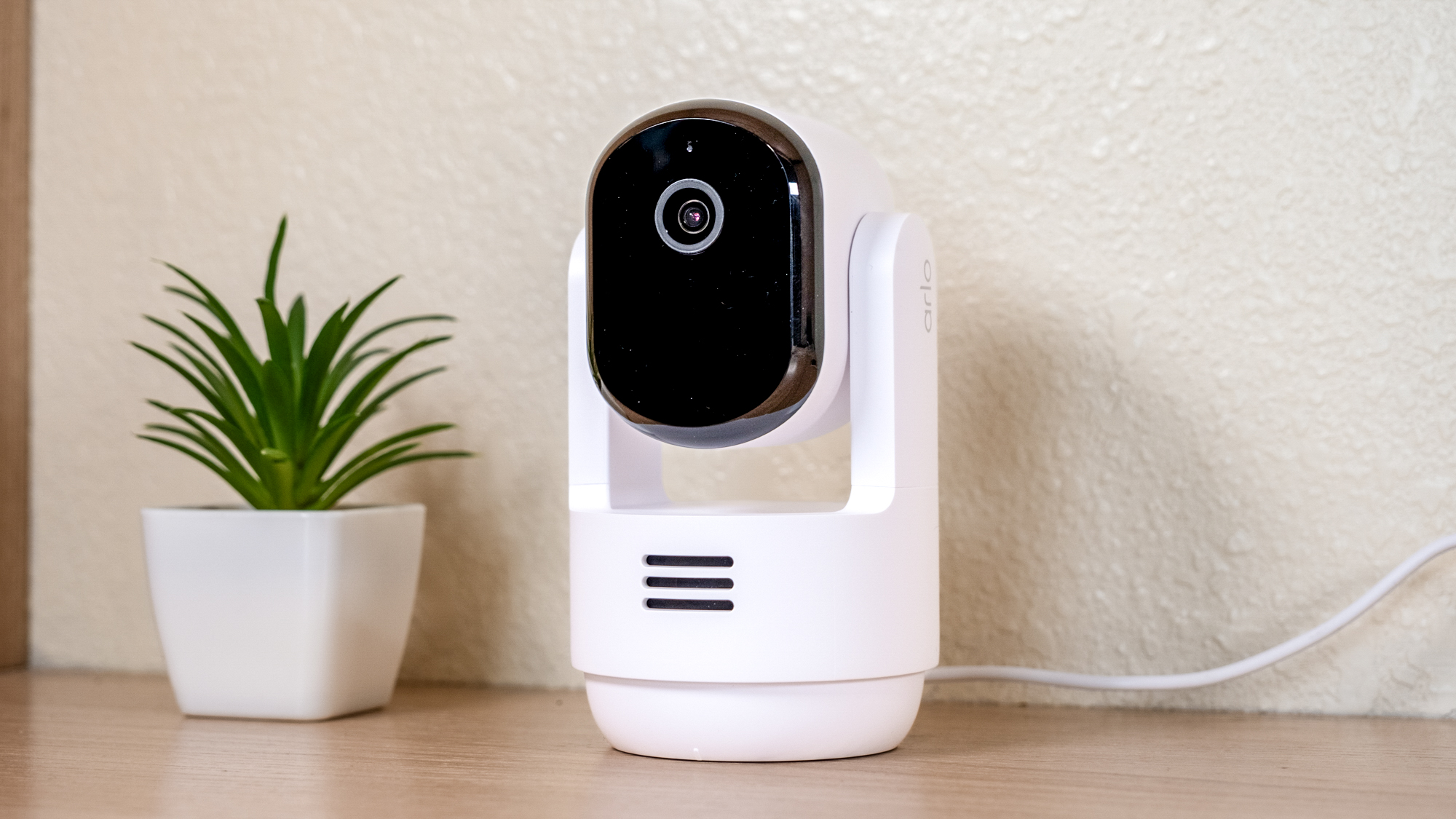 Arlo Essential Pan Tilt Indoor Camera 2K
