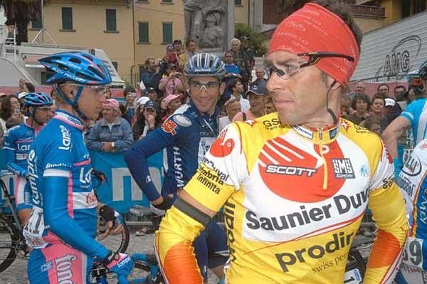 Gilberto Simoni (Saunier Duval) has started seeing things since Ivan Basso essentially eliminated his chances of the overall win
