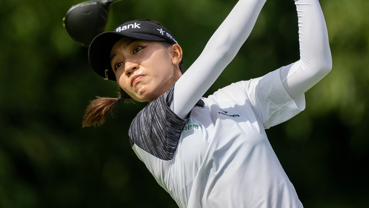 Lydia Ko takes a shot at the HSBC Women&#039;s World Championship