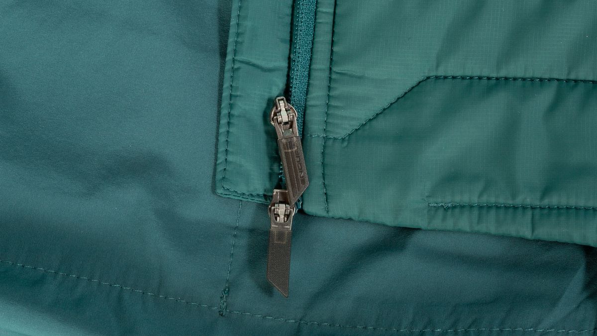 Endura Pro SL Primaloft Jacket II zipper detail