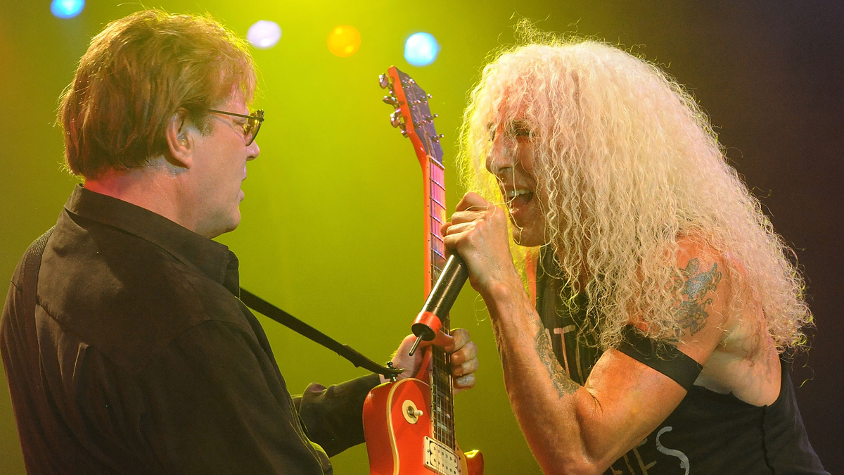 Twisted Sister onstage in 2014