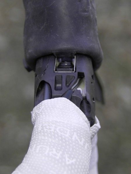 Derailleur housing now runs beneath the handlebar tape and can be run either in front or behind the bar
