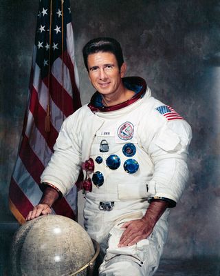 Jim Irwin wanted to fly to the moon since he was a child. Aboard Apollo 15, he made it.