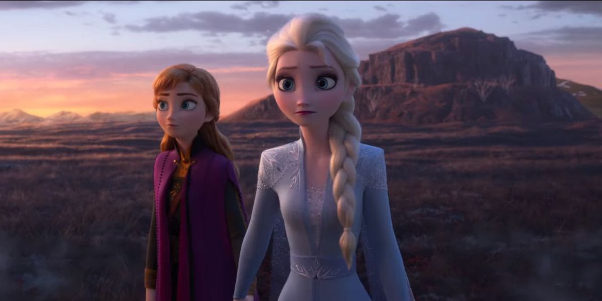 Anna and Elsa in Frozen II