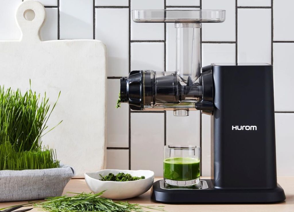 Best juicer 2022 for leafy greens, whole fruits, and more Homes