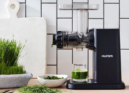 5 reasons why you need a juicer in your your life