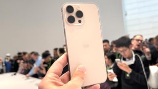 iPhone 16 Pro Max cameras 