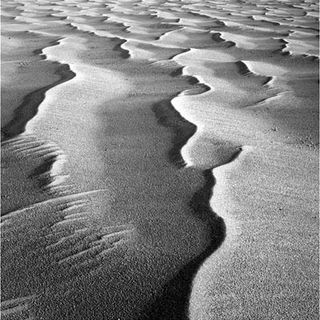 Marching Sand Dunes Create Mars Mystery