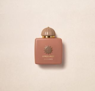 VgNPCwgxh6rQgbAibSZRdm-320-80 من الذي يرتدي البودكاست: www 100 Beauty Roundtable