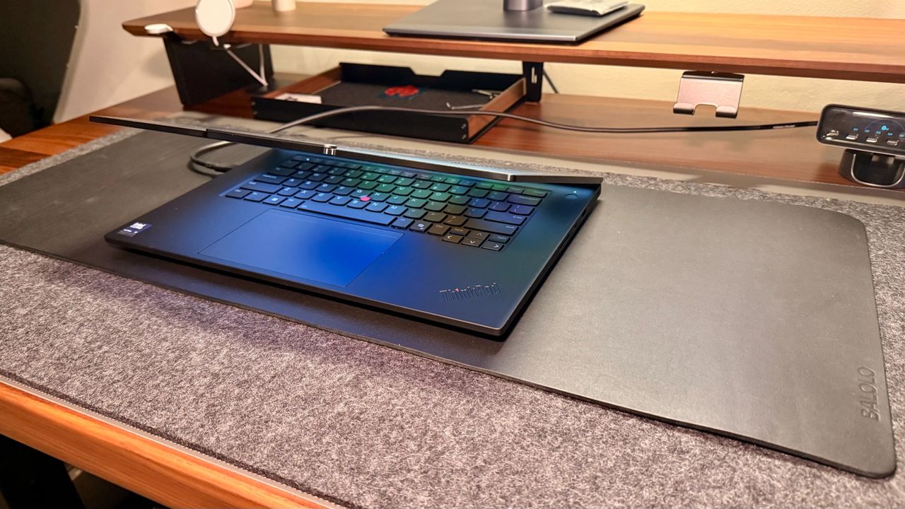 Lenovo ThinkPad T1G Gen 8