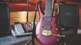 Ernie Ball Music Man John Petrucci Majesty 7
