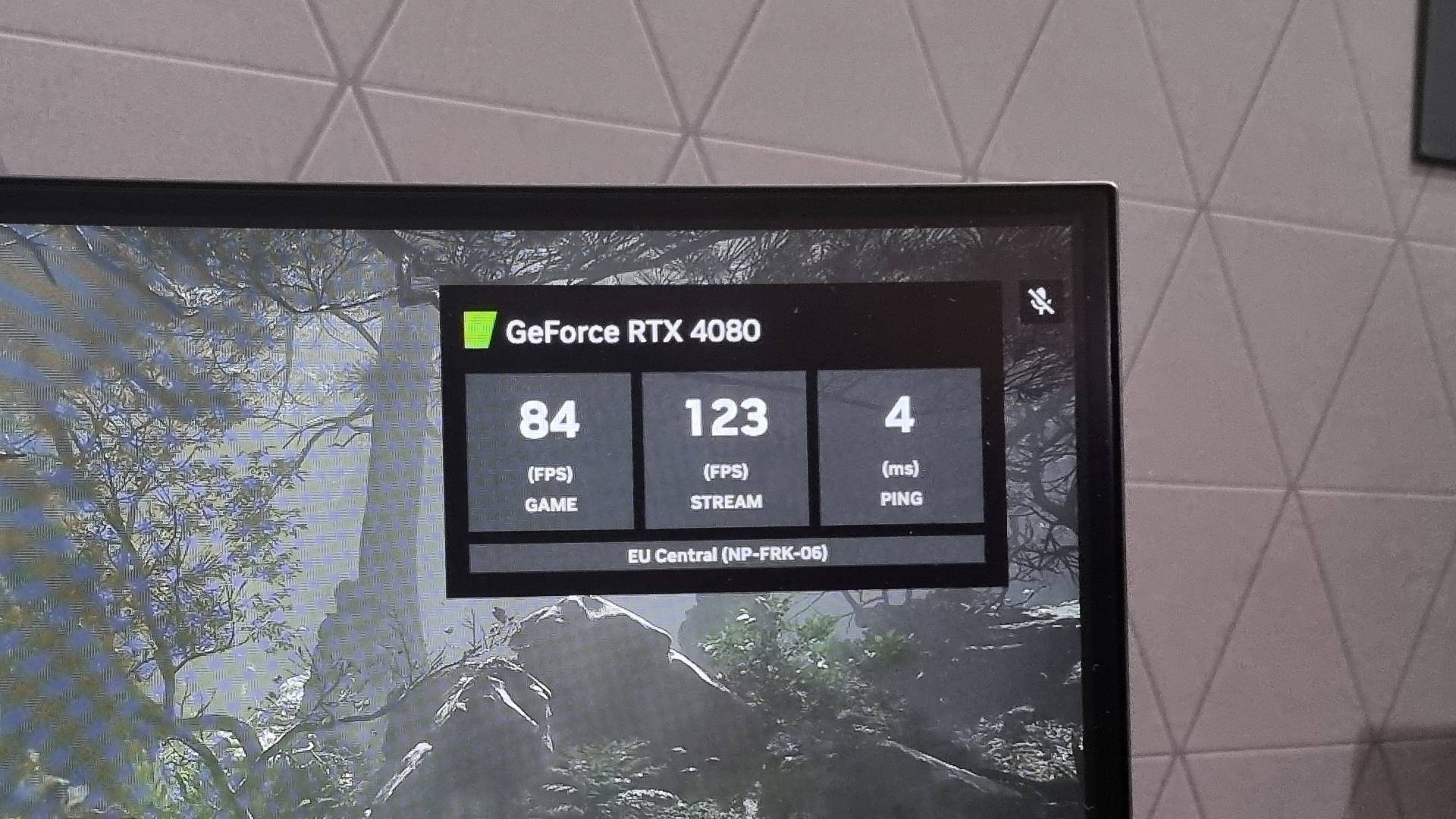 A boxout showing Black Myth: Wukong on GeForce Now Ultimate at over 80 fps and a ping of 4 ms