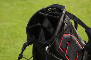 Titleist Players 5 StaDry stand bag divider