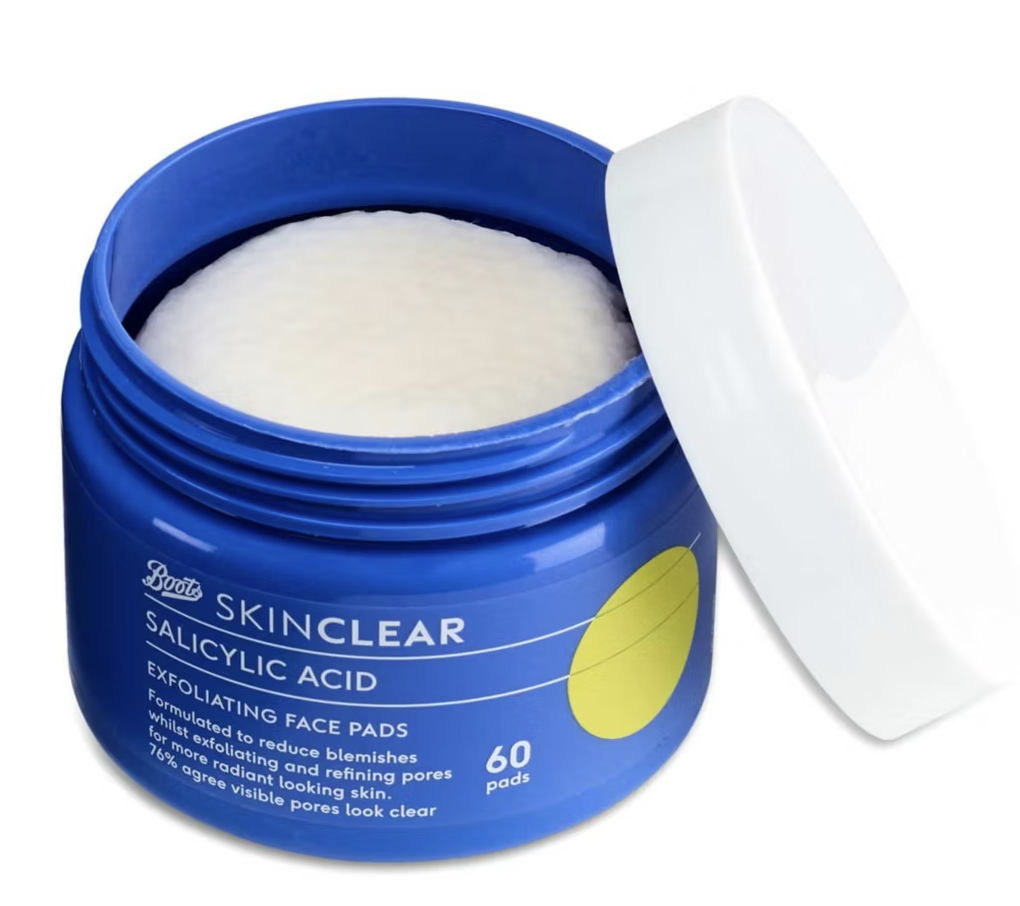 Boots Skin Clear with Salicylic Acid Exfoliating Face Pads 60s