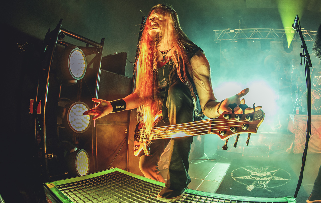 MADRID, SPAIN - FEBRUARY 28: Steve Di Giorgio of Testament performs on stage at Sala Black Box on February 28, 2020 in Madrid, Spain. (Photo by Javier Bragado/Redferns)