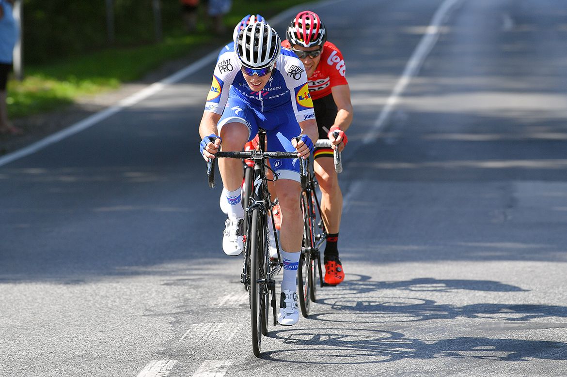 The breakaway led by Remi Cavagna