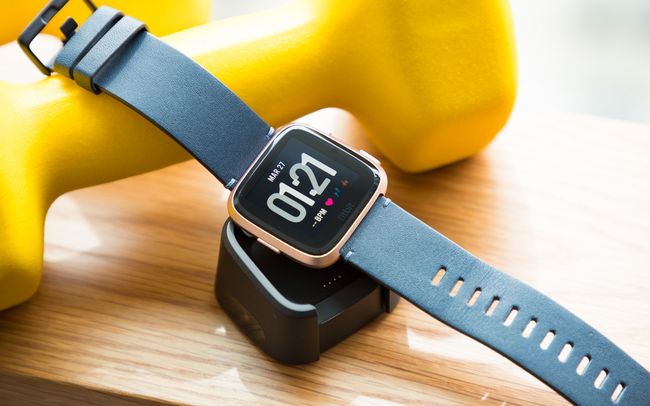 fitbit versa cost