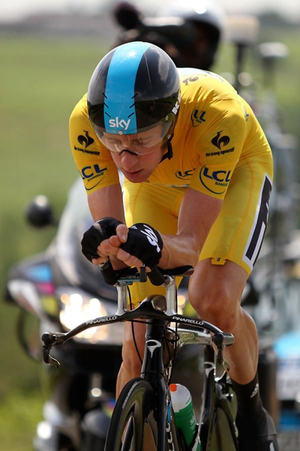 Bradley Wiggins (GBr) Sky Procycling keeps his concentration on the way to win the time-trial in Bourg-en-Bresse