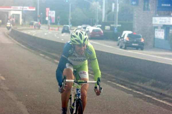 Vincenzo Nibali (Liquigas-Cannondale) had 45 seconds at one point.