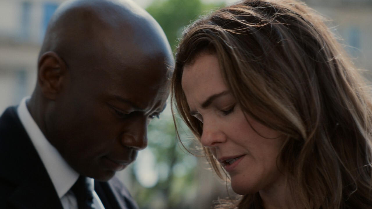 David Gyasi as Austin Dennison and Keri Russell as Kate Wyler on The Diplomat.