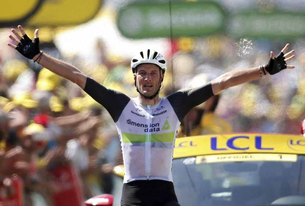 Steve Cummings takes stunning solo victory on Tour de France stage ...