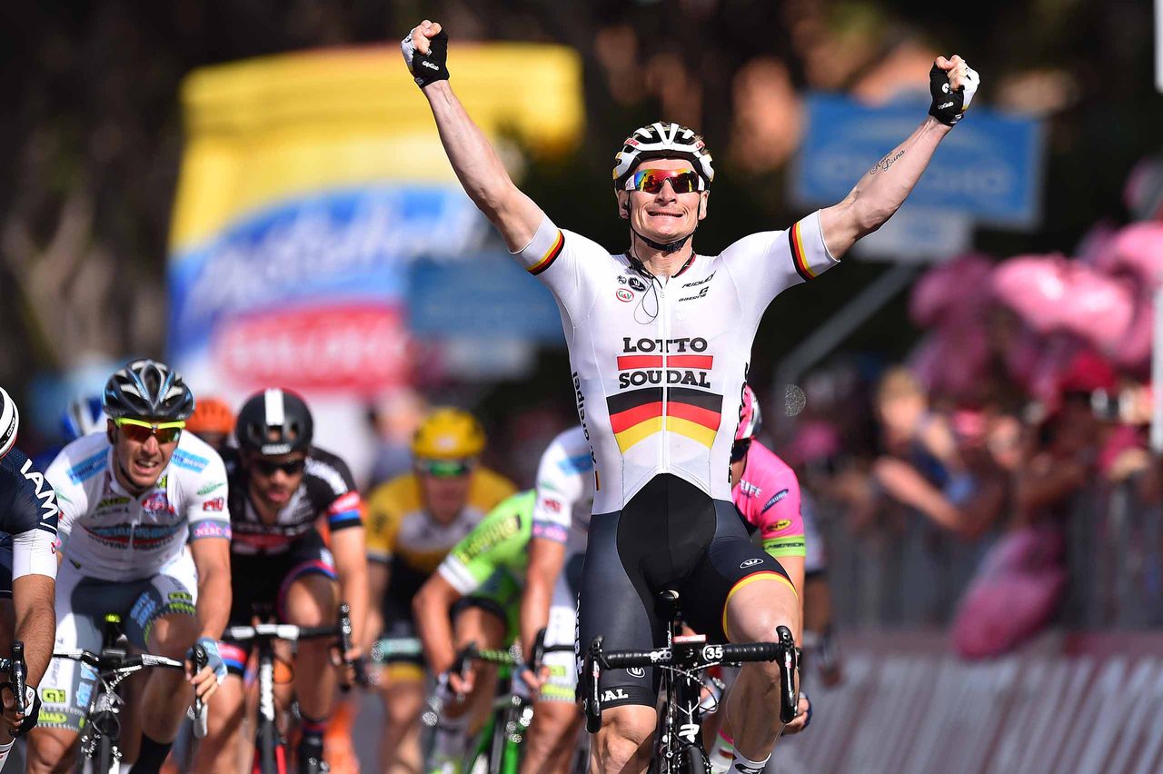 Andre Greipel (Lotto Soudal) wins stage 6 of the GIro d'Italia