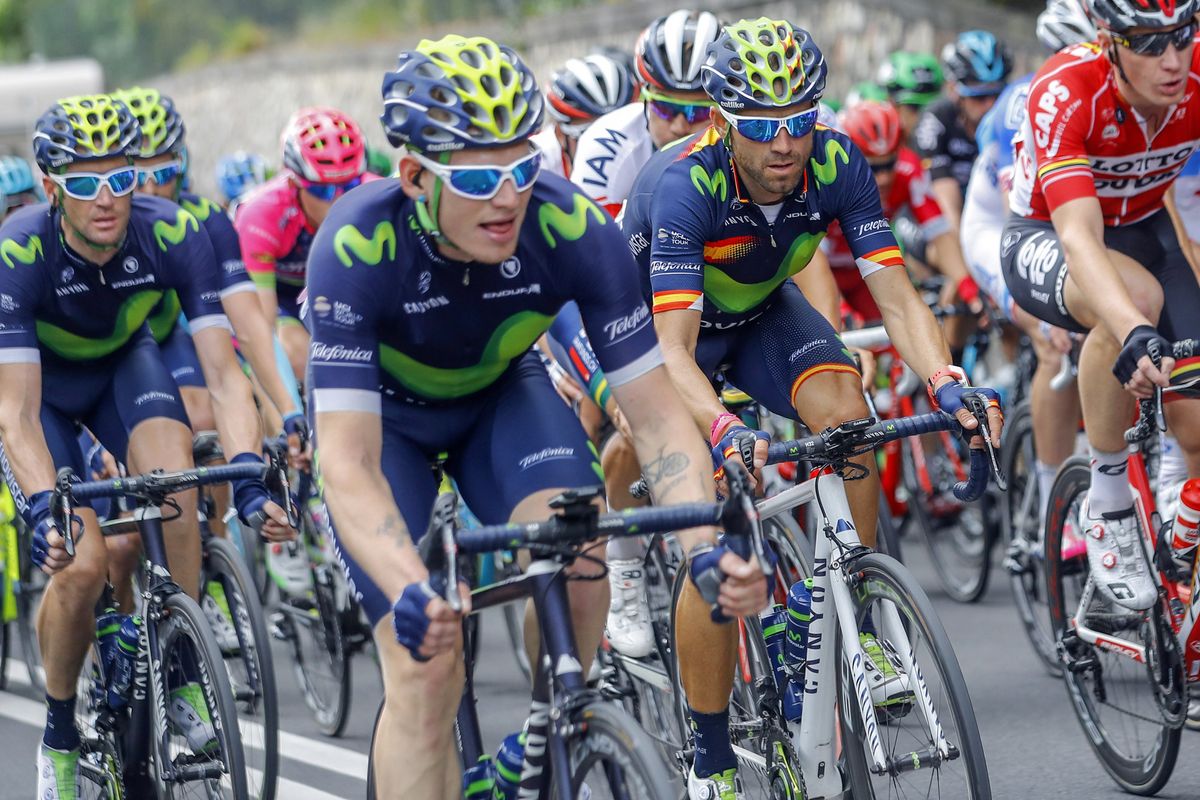 Movistar keep Alejandro Valverde out of harm's way
