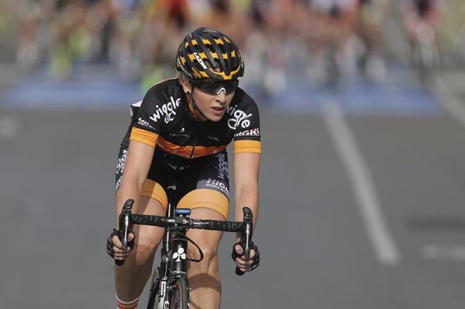 Annette Edmonson was racking up some sprint points