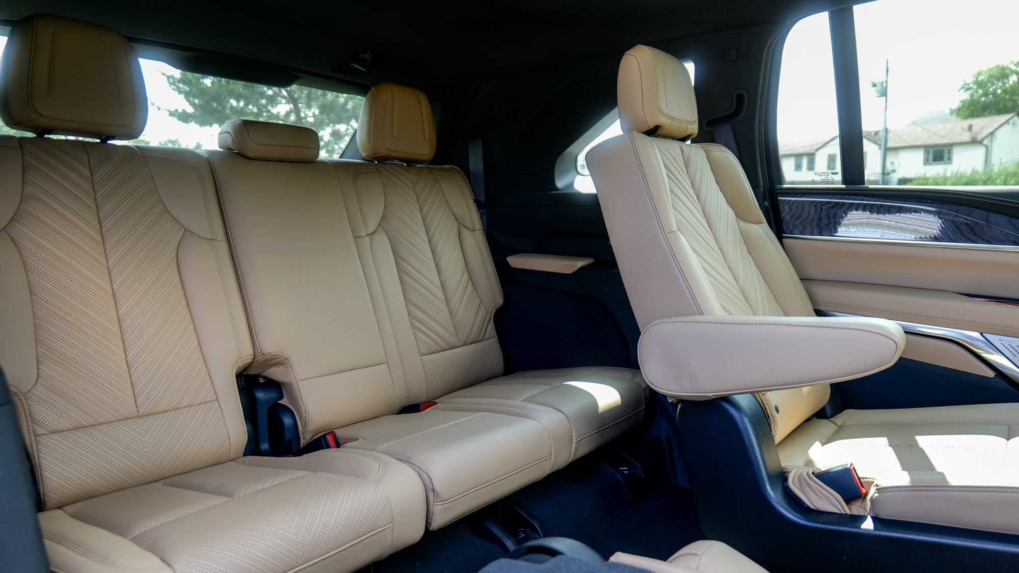 2025 Cadillac Escalade IQ Sport 2 test drive.