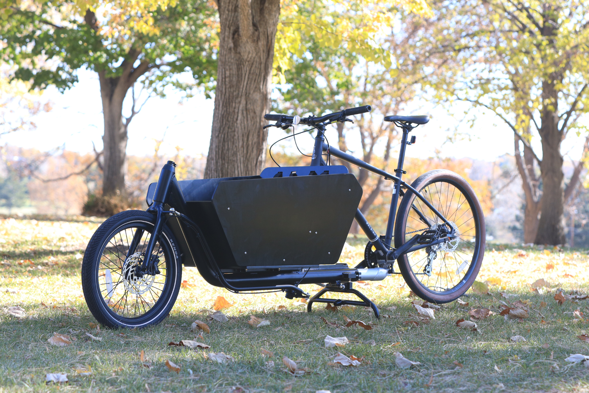 Argo Fy flat pack cargo system