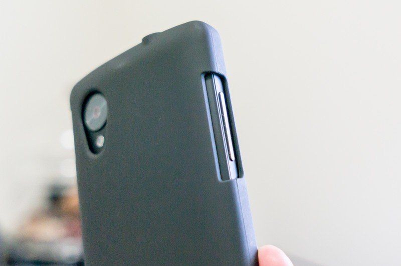 Seidio Convert with kickstand