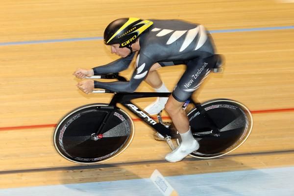 Jesse Sergent (New Zealand) proved to quick for the local riders in the Men's Individual Pursuit.