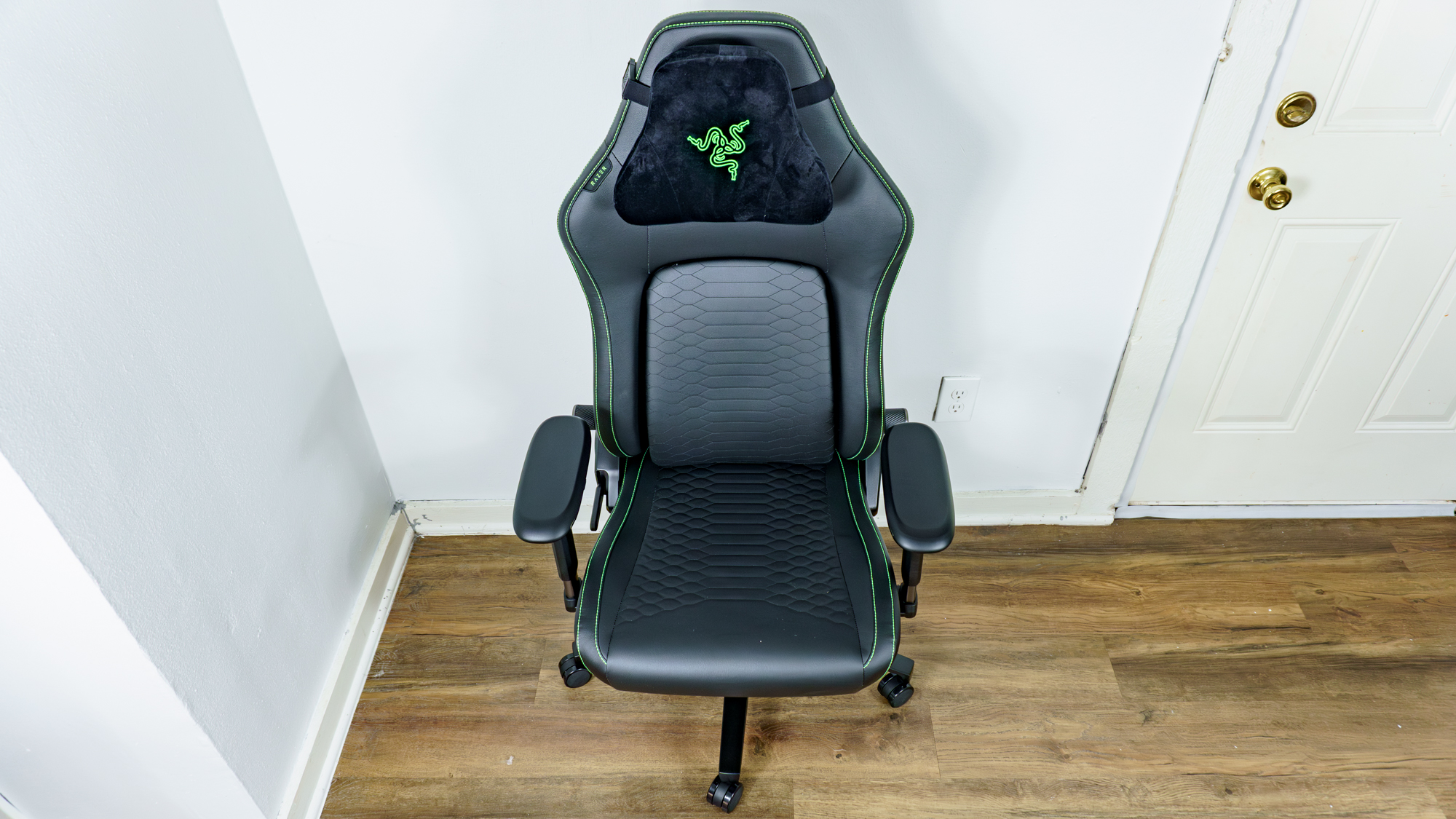 The Razer Iskur V2 NewGen gaming chair fully assembled